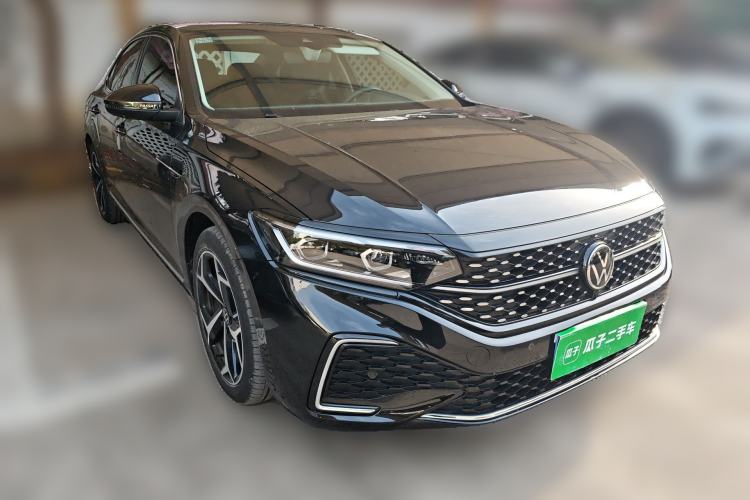 Used Volkswagen Passat 2024 380TSI Starry Dragon Edition