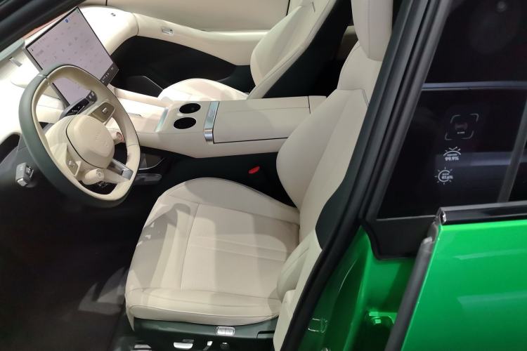 Used Xiaomi Auto YU7 2025 Ultra-Long Range Rear-Wheel Drive Version
