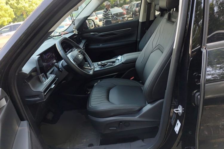 Used Ford Edge 2025 Ford Explorer L 2.0T EcoBoost E-Hybrid Two-Wheel Drive 7-Seater Luxury Model
