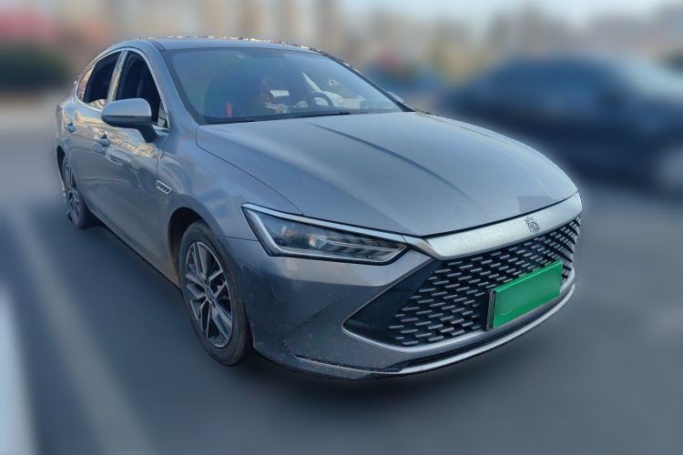 Used BYD Qin PLUS 2021 DM-i 55KM Flagship Model Front Right 45 Deg