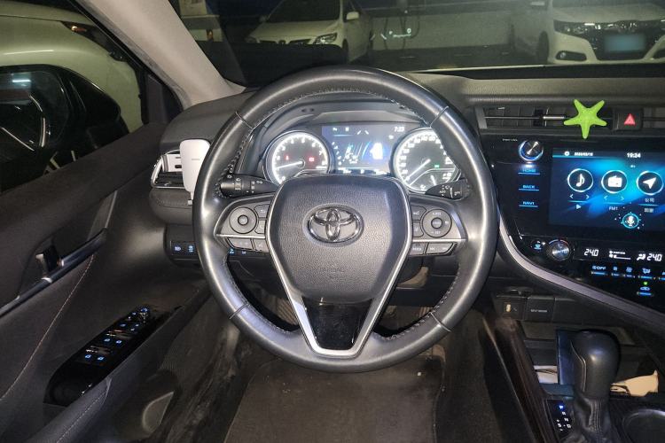 Used Toyota Camry 2019 2.5G Luxury Edition China VI Standard