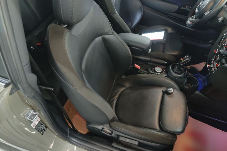 Used MINI 2018 1.5T COOPER Racing Driver Right Front Seat