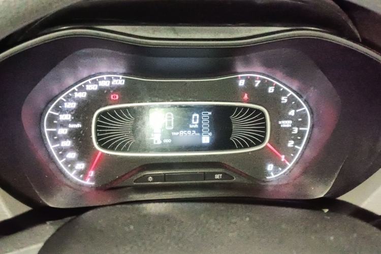 Used Baojun 510 2017 1.5L manual Comfort trim
