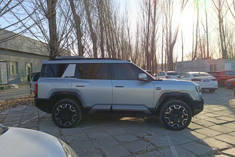 Used Formula Leopard Leopard 8 2025 Zhiyong Flagship Drone Edition 6 Seats