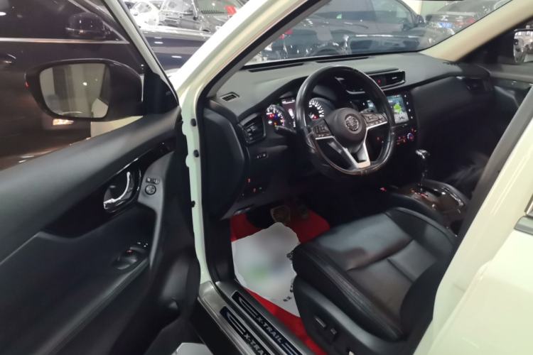 Used Nissan X-Trail 2019 2.0L CVT Smart Connect Comfort Edition 2WD