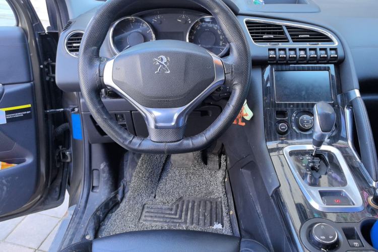 Used Peugeot 3008 2015 1.6THP Automatic Prestige Edition Steering Wheel
