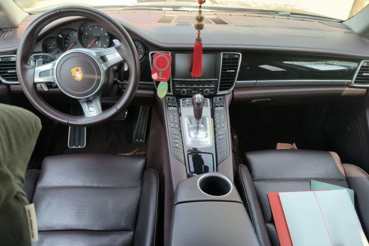 Used Porsche Panamera 2016 Panamera 4 Executive Edition 3.0T Center Console