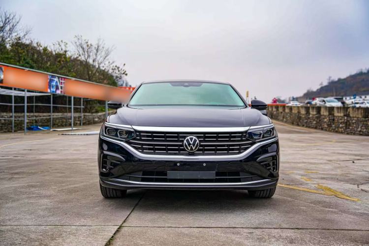 Used Volkswagen Passat 2022 330TSI Luxury Edition
