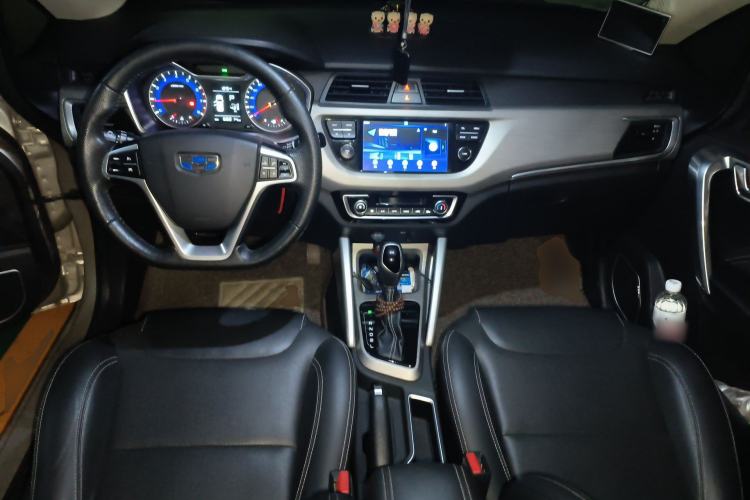 Used Geely Auto Vision X3 2017 1.5L Automatic Luxury Model Center Console