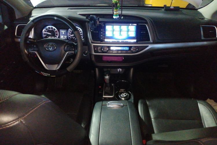 Used Toyota Highlander 2015 2.0T Four-Wheel Drive Luxury Edition 7-Seater