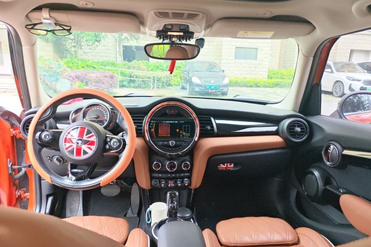 Used MINI 2018 1.5T COOPER SEVEN Anniversary Edition Five-Door Version
