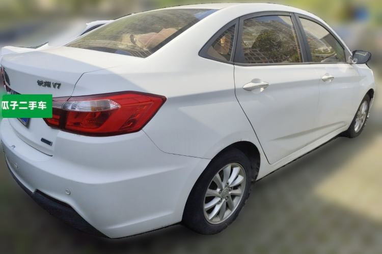 Used CHANGAN Alsvin V7 2015 1.6L Manual Joyride Model China IV Standard Rear Right 45 Deg