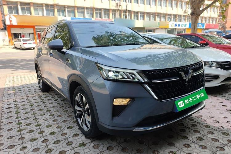 Used Wuling Asta 2021 1.5T CVT Star曜 Edition Front Right 45 Deg