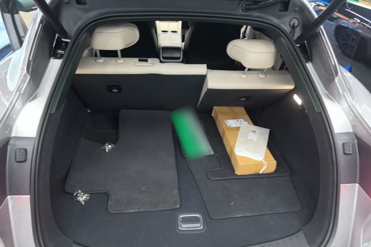 Used Xiaomi Auto YU7 2025 Ultra-Long Range Rear-Wheel Drive Version
