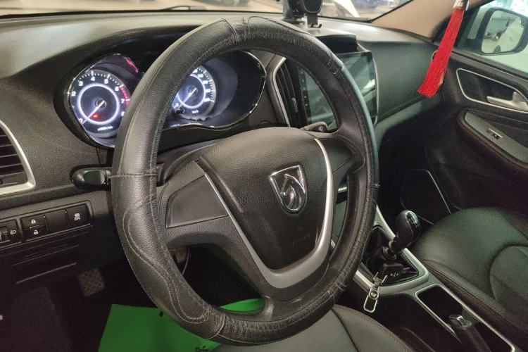 Used Baojun 560 2016 1.5T Manual Comfort Edition
