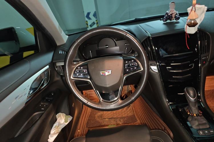 Used Cadillac ATS-L 2017 28T Fashion Edition Steering Wheel