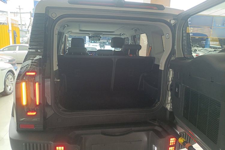 Used JETOUR Traveler 2023 2.0T Four-Wheel Drive Conqueror