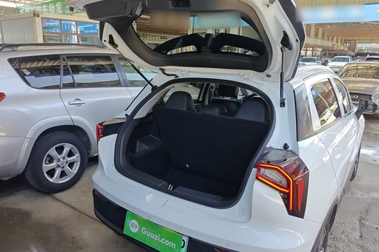 Used Geometry E Firefly 2024 401km Starlight Trunk