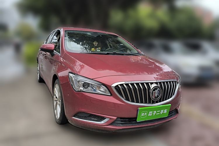 Used Buick Verano 2015 Sedan 20T Dual-Clutch Flagship Model Front Right 45 Deg