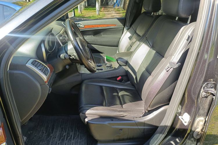 Used Jeep Grand Cherokee 2011 3.6L Luxury Navigation Edition Left Front Seat