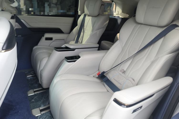 Used Buick Century 2023 2.0T Six-Seater Yinshi Edition