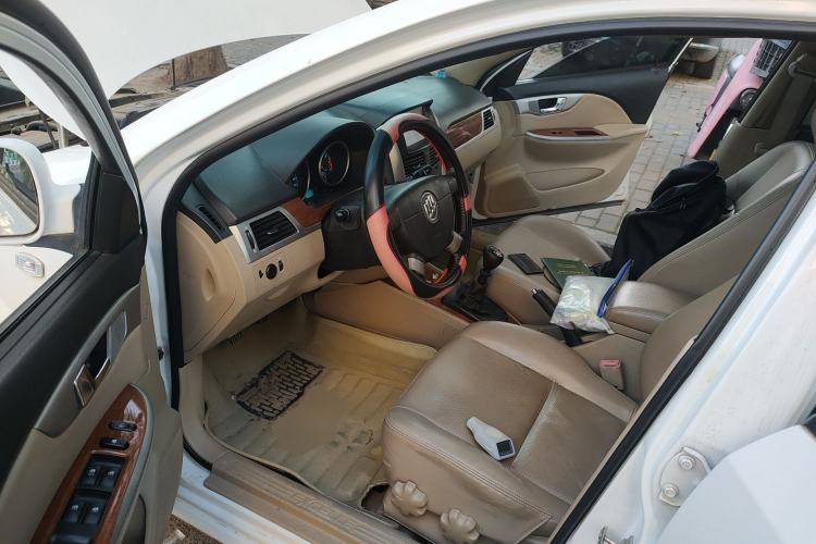 Used Buick Excelle 2013 1.5L Manual Luxury Model
