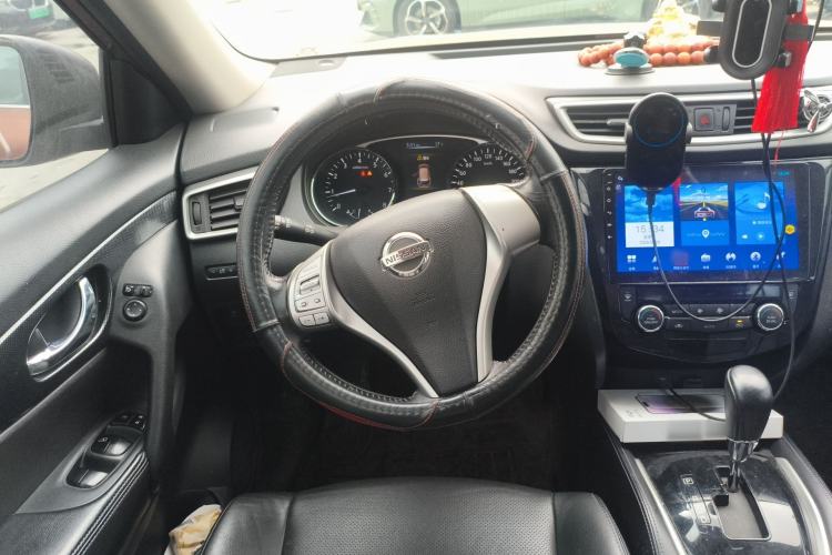 Used Nissan X-Trail 2014 2.5L CVT Leading Edition 4WD Steering Wheel