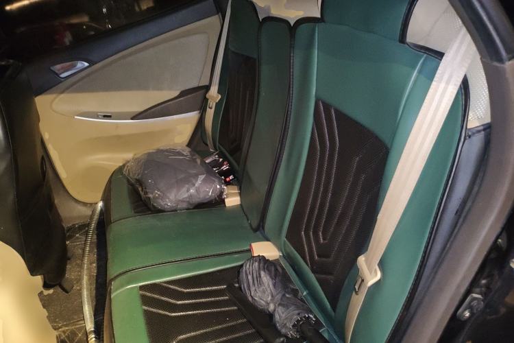 Used Hyundai Verna (older generation) 2010 Sedan 1.4L Manual Comfort GS
