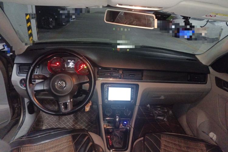 Used Volkswagen Bora 2014 1.6L Automatic Fashion Model