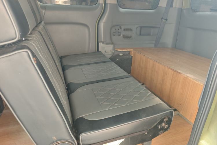 Used Nissan NV200 2013 1.6L Luxury Model China IV Standard Left Rear Seat