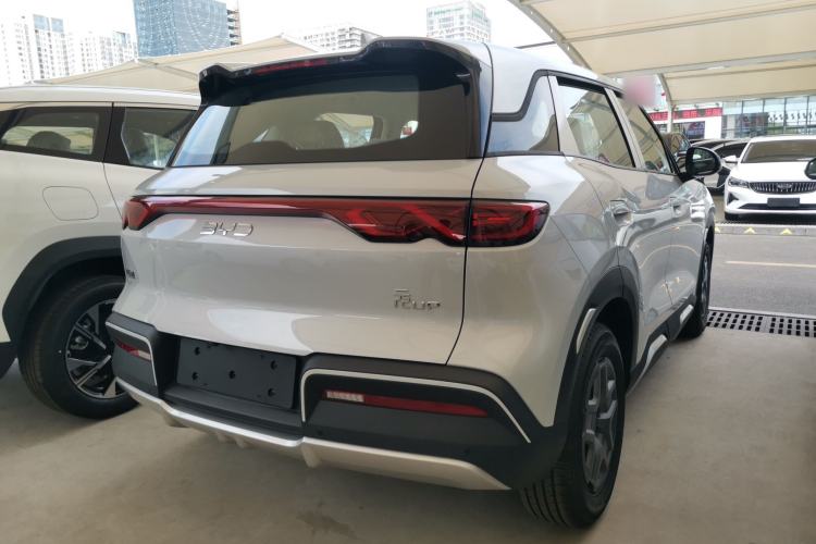 Used BYD Yuan UP 2025 Model 301KM Leading Version Rear Right 45 Deg