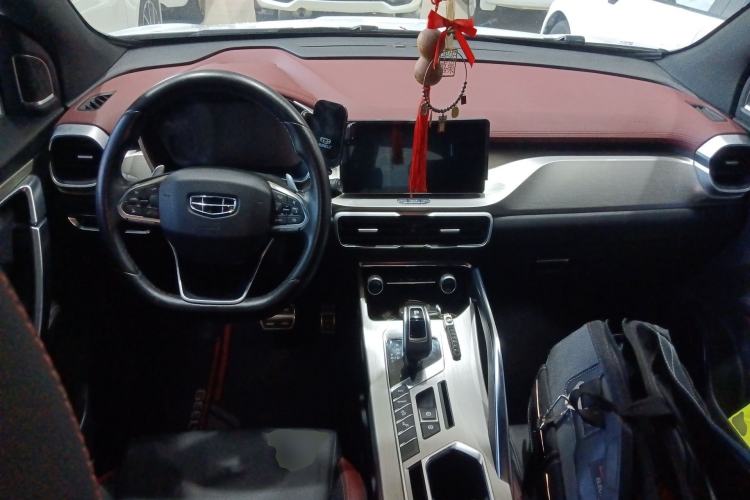 Used Geely Auto Coolray 2019 Sport Model 260T DCT Patrol China V Standard Center Console