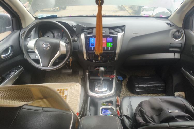 Used Nissan Navara 2017 2.5L Automatic 2WD Luxury Edition QR25