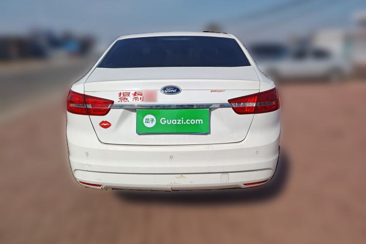 Used Ford Escort 2015 1.5L Manual Fashion Edition