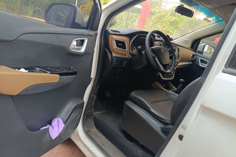 Used Jinbei F50 2017 1.6L Manual Comfort Model
