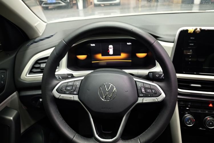 Used Volkswagen T-ROC 2023 280TSI DSG Two-Wheel Drive Time Edition
