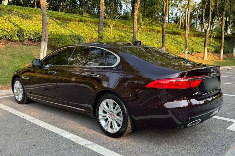 Used Jaguar XFL 2018 XFL 2.0T 250 PS Luxury Edition
