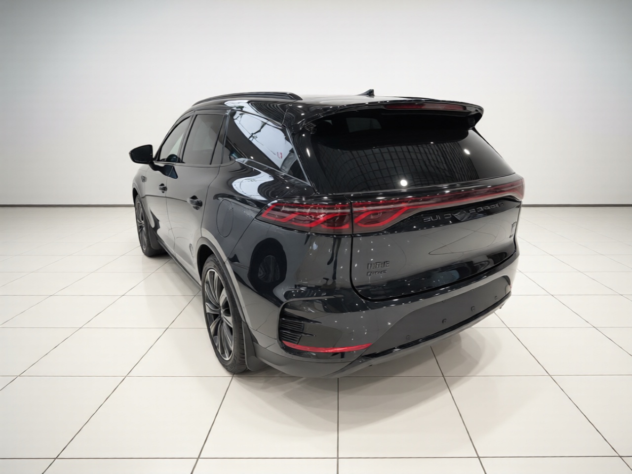 BYD Tang New Energy 2024 Facelift DM-p War God Edition — снимка 4