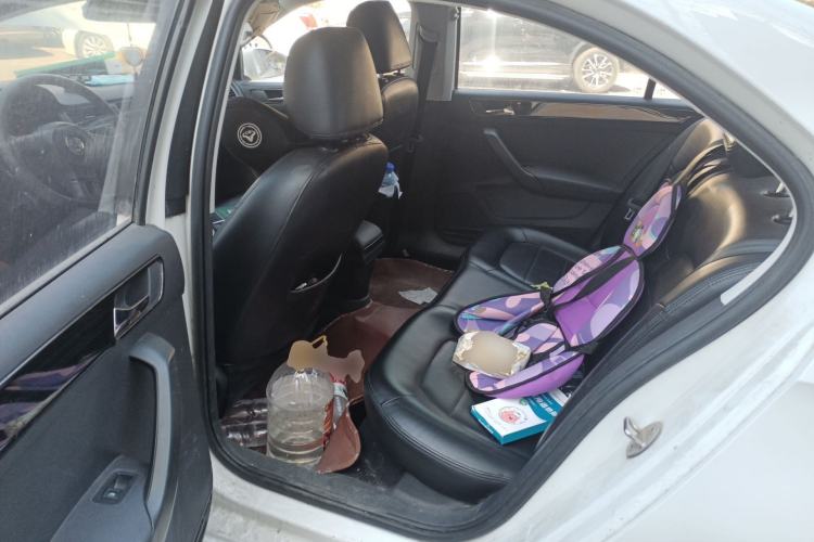 Used Volkswagen Santana 2015 1.4L Manual Fashion Edition Left Rear Seat