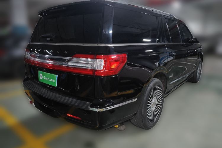 Used Lincoln Navigator 