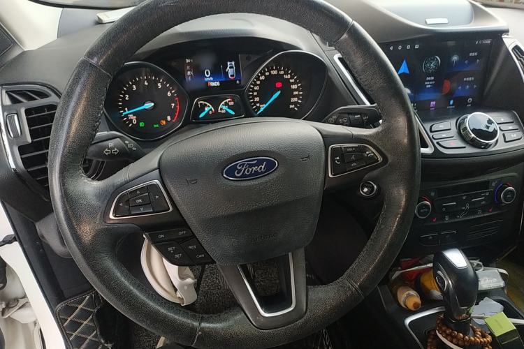 Used Ford Kuga 2018 EcoBoost 180 Two-Wheel-Drive Luxury Wing Edition Steering Wheel