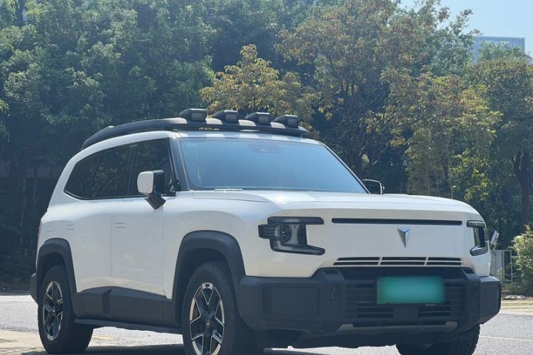 Used Deepal G318 2024 Four-Wheel-Drive Air Suspension Model
