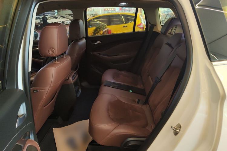 Used Buick Envision 2017 28T Four-Wheel Drive Elite Model Left Rear Seat