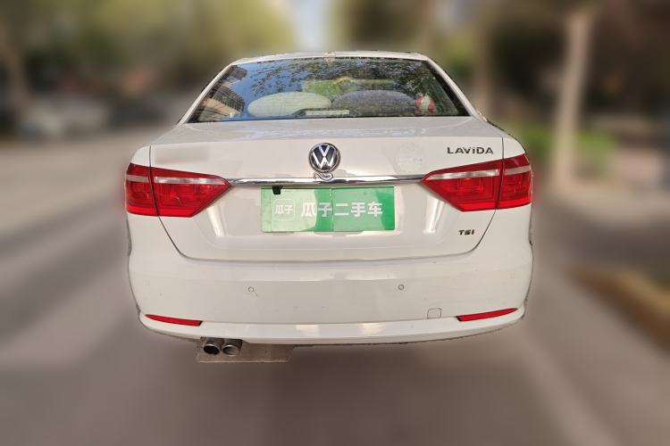 Used Volkswagen Lavida 2013 Revised Classic 1.6L Automatic Fashion Edition