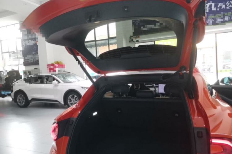 Used Xiaomi Auto YU7 2025 Ultra-Long Range High-Performance All-Wheel-Drive Max Edition
