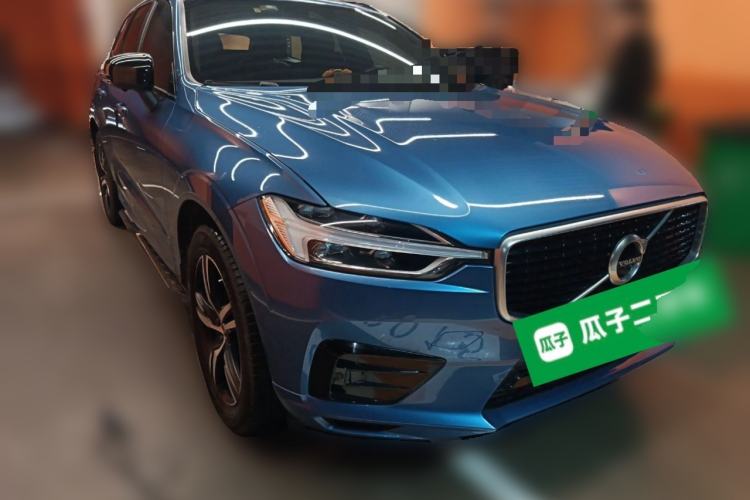 Used Volvo XC60 2020 T5 4x4 Smart & Dynamic Sport Edition Front Right 45 Deg