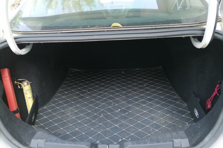 Used Ford Escort 2015 1.5L Manual Comfort Model Trunk