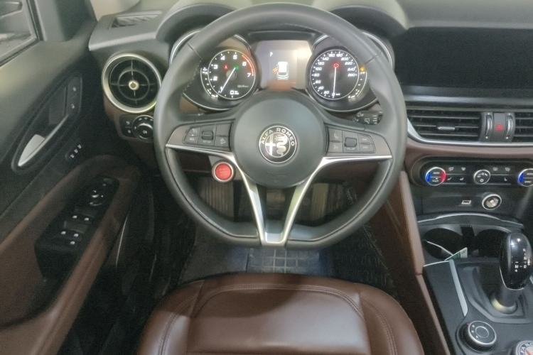 Used Alfa Romeo Stelvio 2017 2.0T 200HP Elite Edition