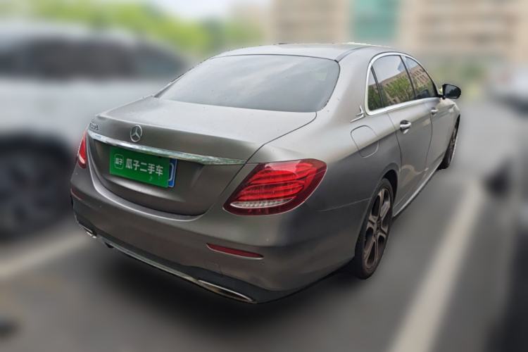 Used Mercedes-Benz E-Class 2016 E 300 L Sporty and Stylish Model
