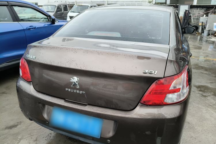 Used Peugeot 301 2014 1.6L Manual Comfort Edition
